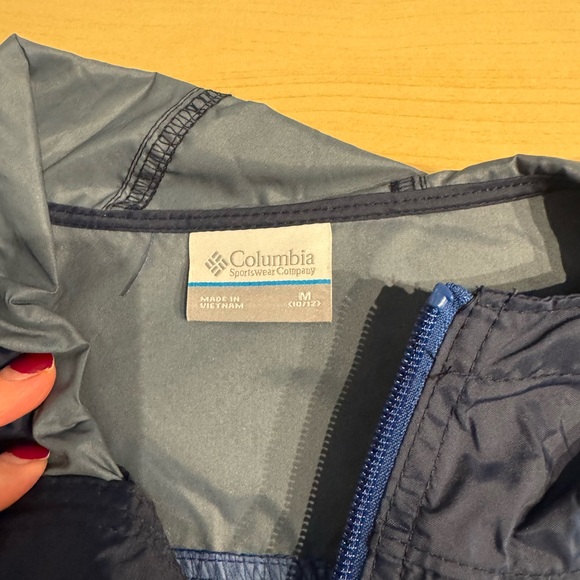 Boys Columbia Raincoat - Picture 2 of 3